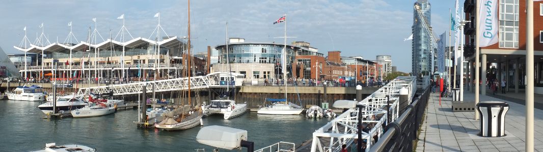 Name: portsmouth Camera make: FUJIFILM Model: FUJIFILM Software: Digital Camera FinePix HS20EXR Ver1.02